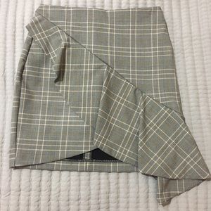 Formal H&M Plat Gray  and Yellow Ruffled Skirt